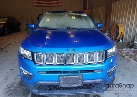 2018 Jeep Compass Latitude z USA, uszkodzony, nr VIN 3C4NJDBB4JT161352